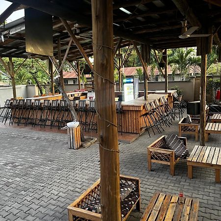 K27 Premier Backpackers Hostel Dar es Salaam Exterior foto