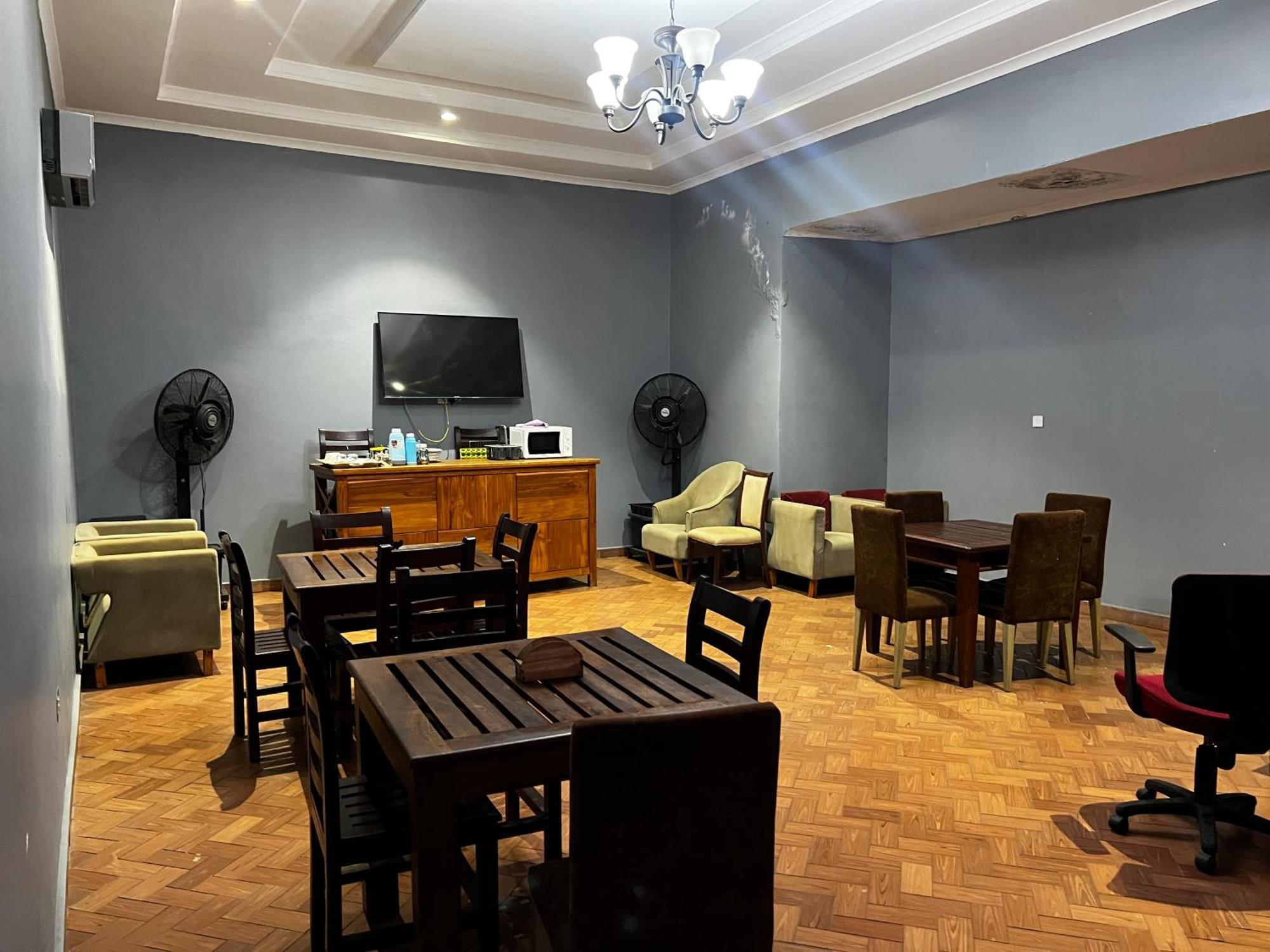 K27 Premier Backpackers Hostel Dar es Salaam Exterior foto